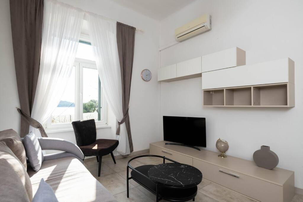 שיבניק Apartment Val With Sea View מראה חיצוני תמונה