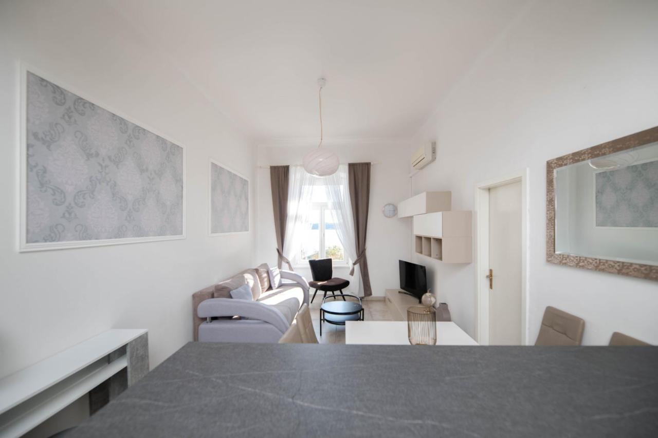 שיבניק Apartment Val With Sea View מראה חיצוני תמונה